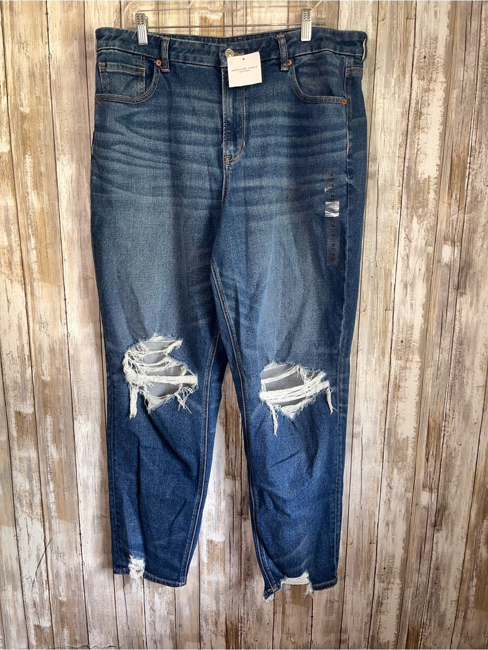 American Eagle Curvy Mom Jeans Size 18 High Rise Distressed Stretch NWT
